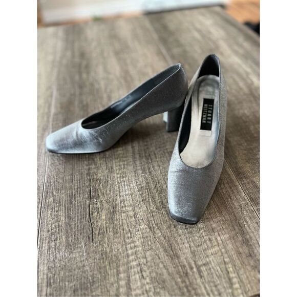 Stuart Weitzman For Russell & Bromley Silver Metallic Square toe Heel Size 9 B - Picture 1 of 7